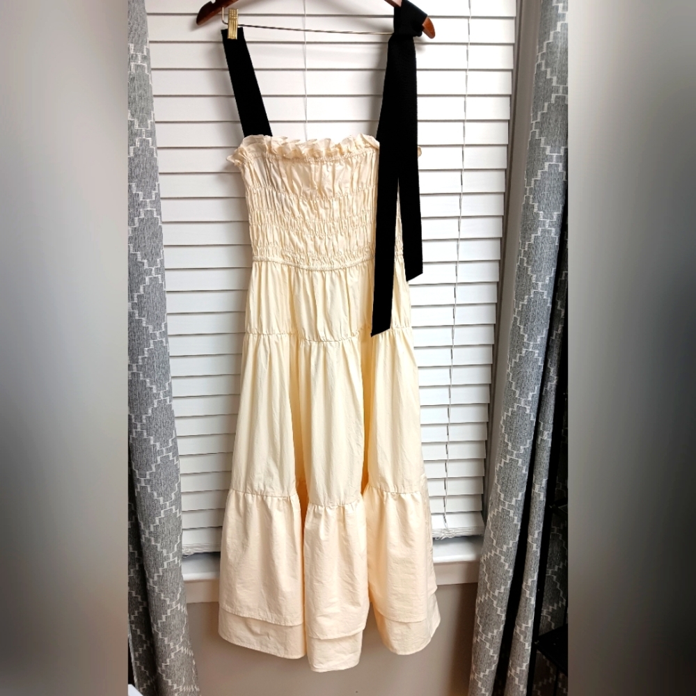 Ciao Lucia Cream Dress with Black Straps - Picture 2 of 9